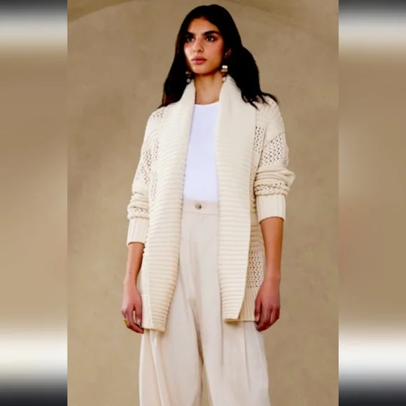 Banana Republic Cream Women's Cardigan - Picture 1 of 4